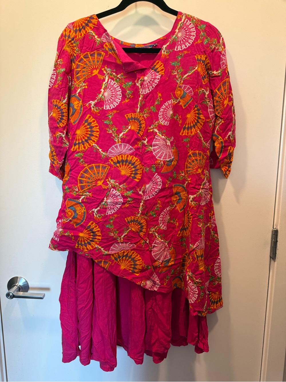 Bright Pink Fan-Print Women's Tunic Top